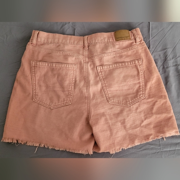 Shorts - Picture 2 of 4